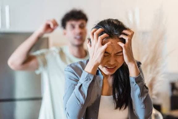 Emotional Abuse in Relationships: Signs You Should Know